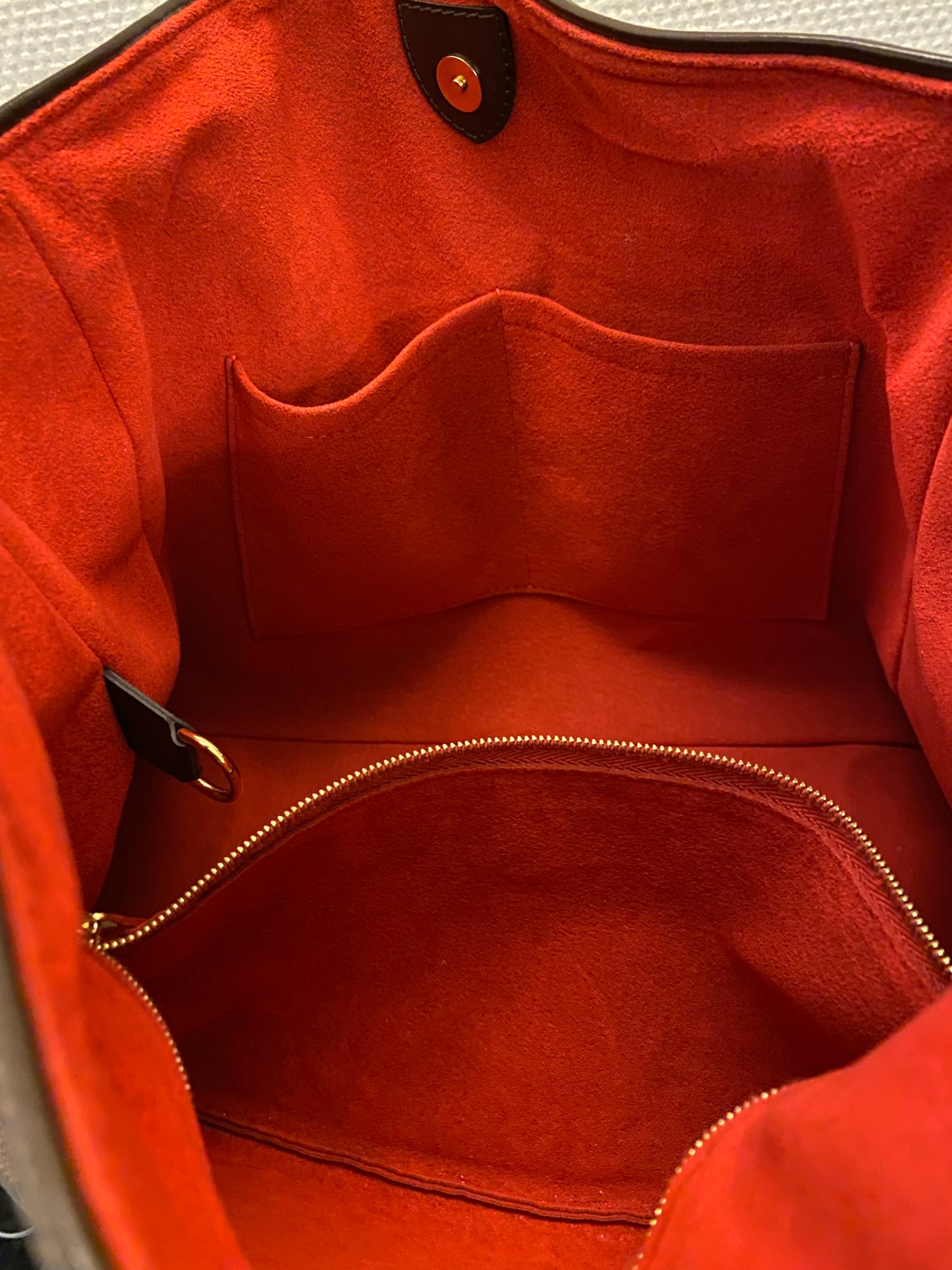 LOUIS VUITTON Reggia Hobo Damier Ebene