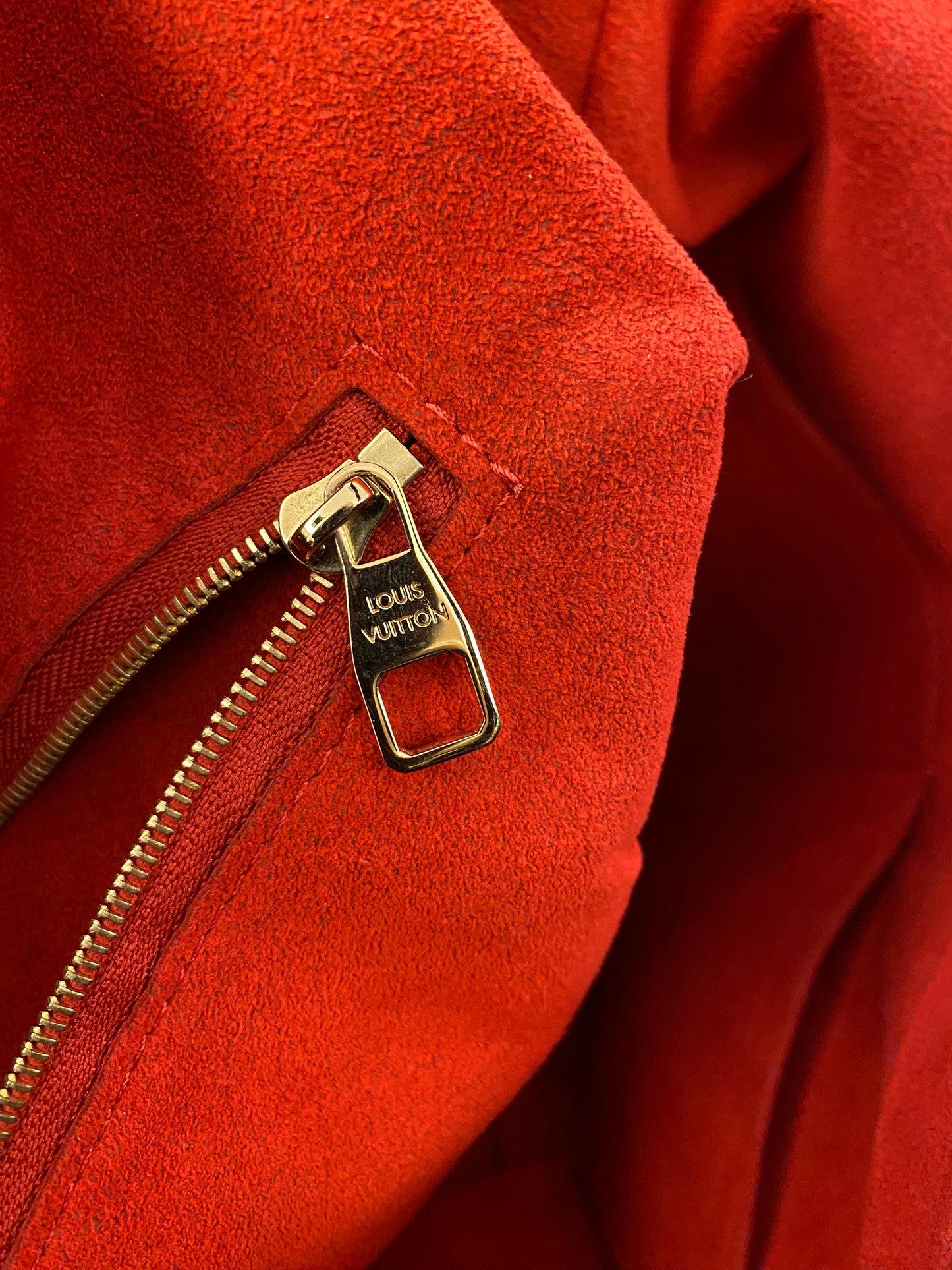 LOUIS VUITTON Reggia Hobo Damier Ebene