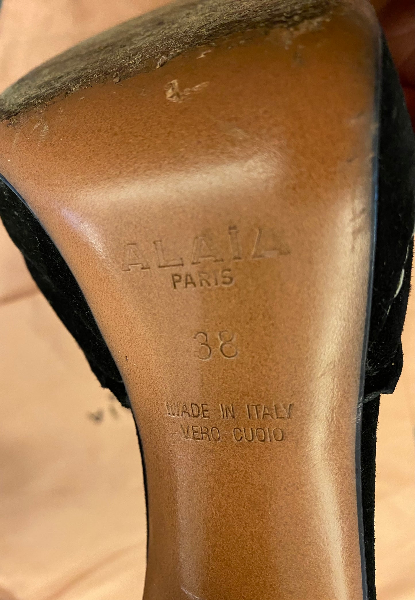 ALAÏA Black Suede Platform Pumps Size 38