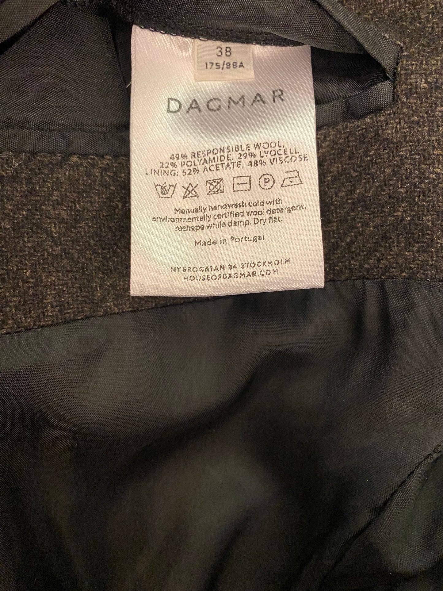 HOUSE OF DAGMAR Wool Fitted Blazer Size 38
