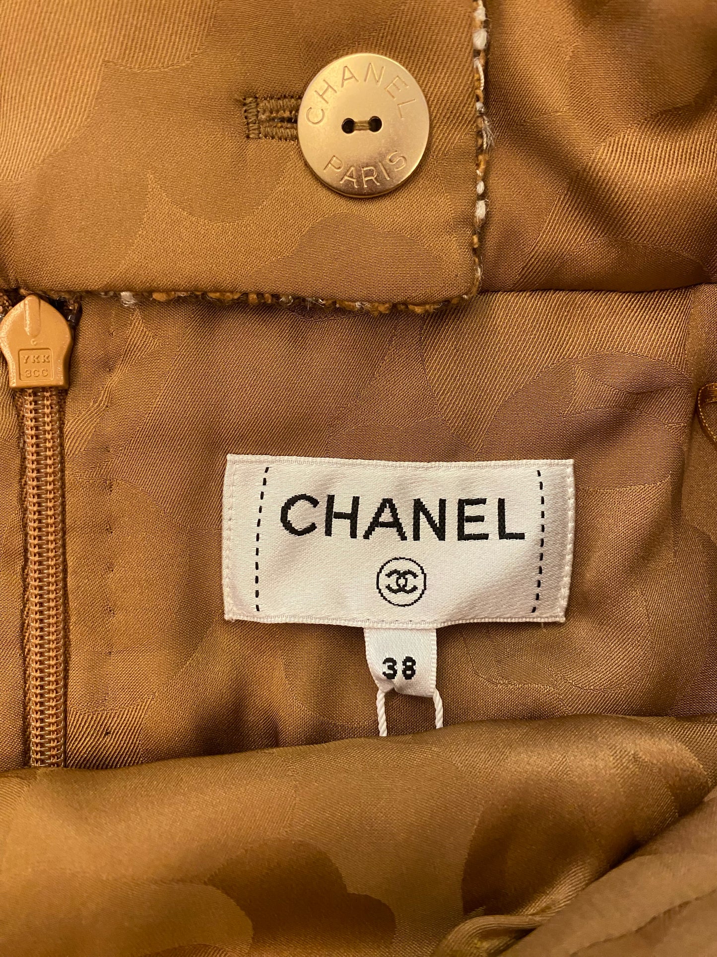 CHANEL Tweed Beige Skirt Size Fr 38