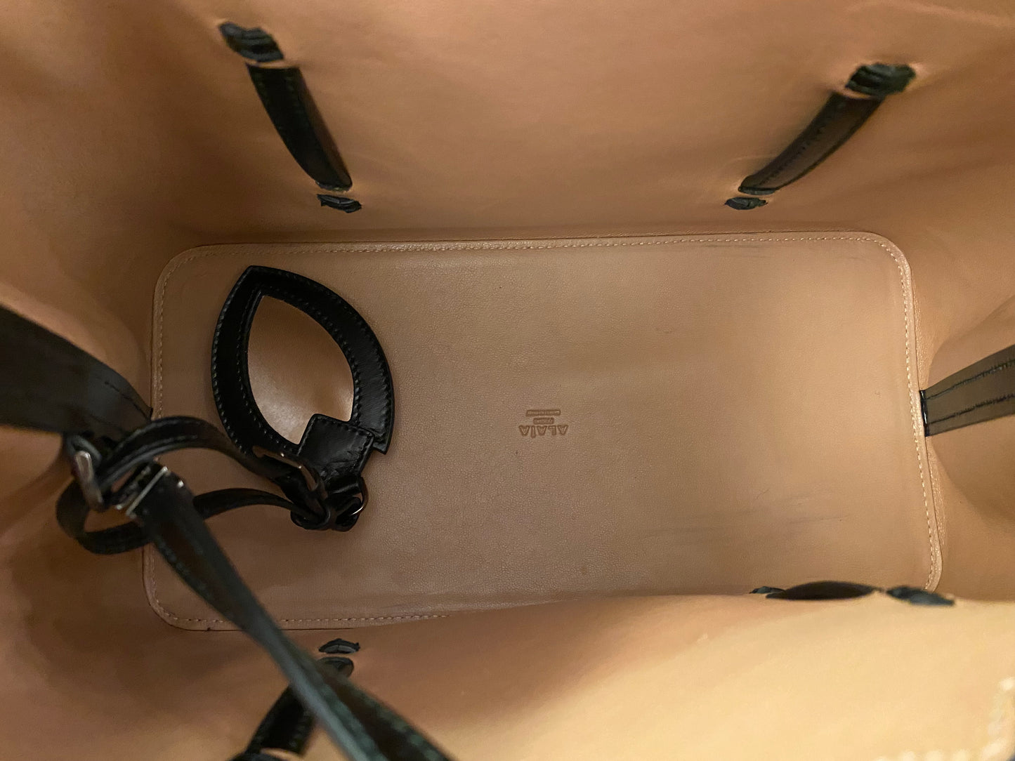 ALAÏA Mina 32 Tote Bag Black