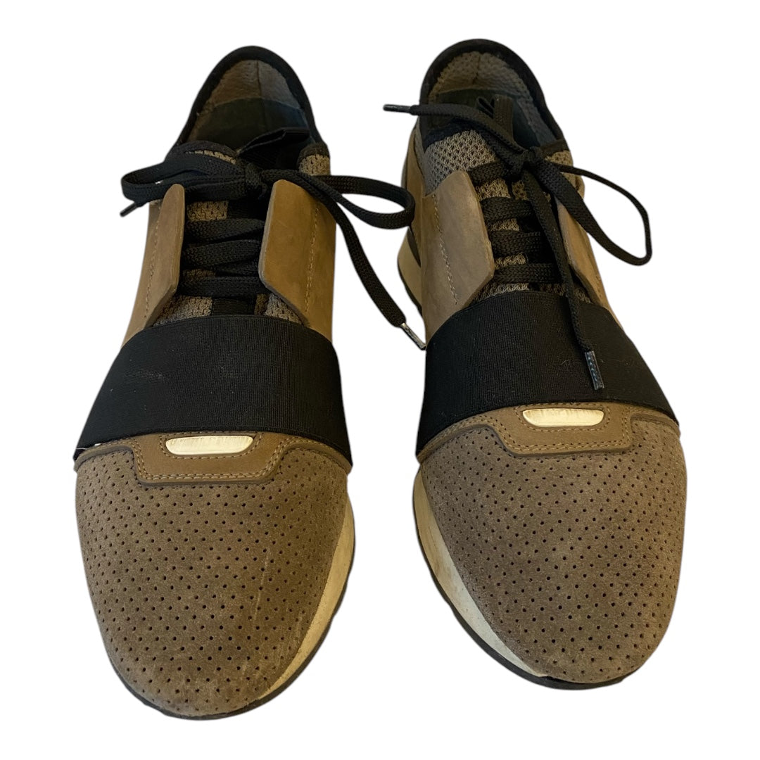 BALENCIAGA Race Runner Sneakers Size 40