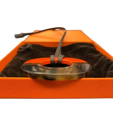 HERMÈS Buffalo Horn ‘Isthme’ Pedant Necklace