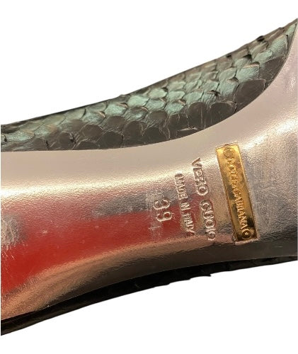 DOLCE & GABBANA Black Exotic Leather Pumps Size 39