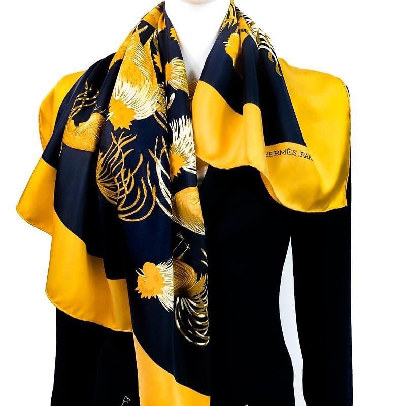 HERMÈS Silk Scarf 90x90 cm