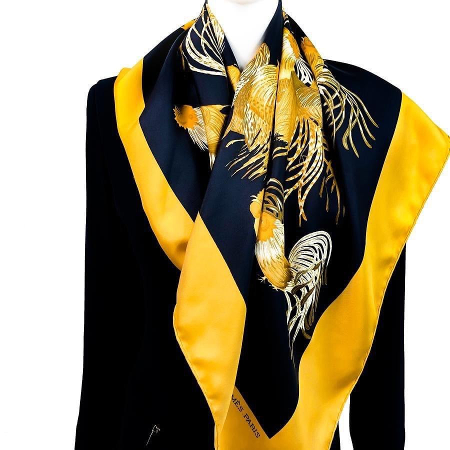 HERMÈS Silk Scarf 90x90 cm