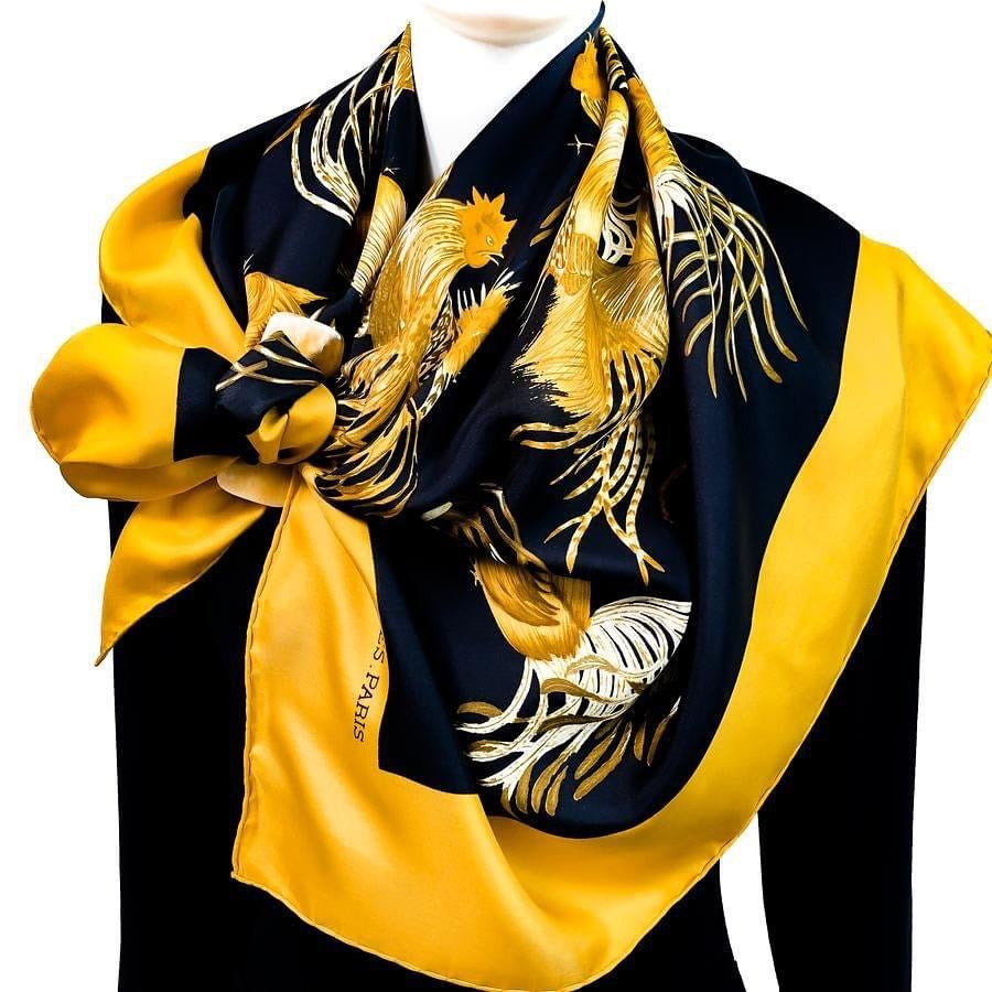 HERMÈS Silk Scarf 90x90 cm