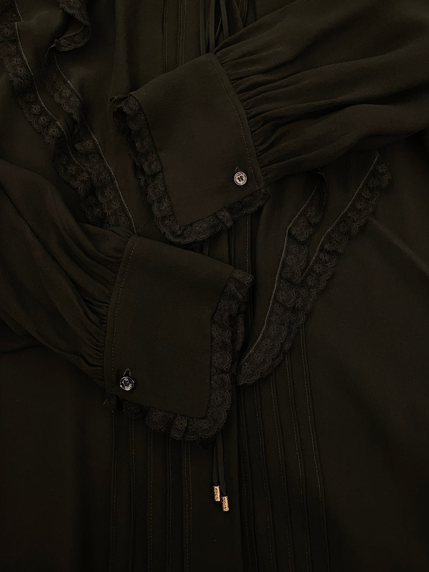 CHLOÉ Lace-Trimmed Pleated Silk-Chiffon Blouse Size S