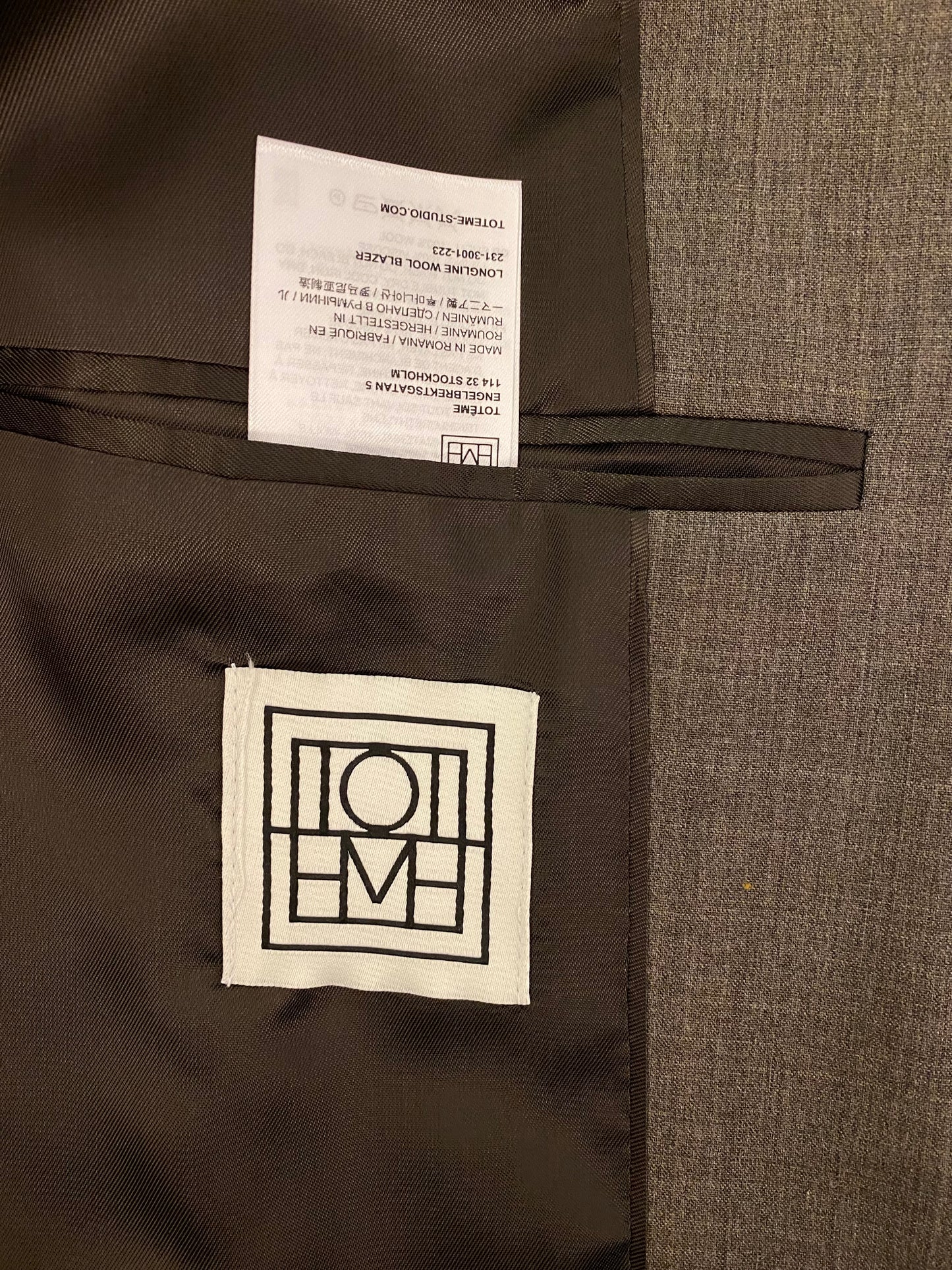 TOTÊME Longline Wool Blazer Size 36