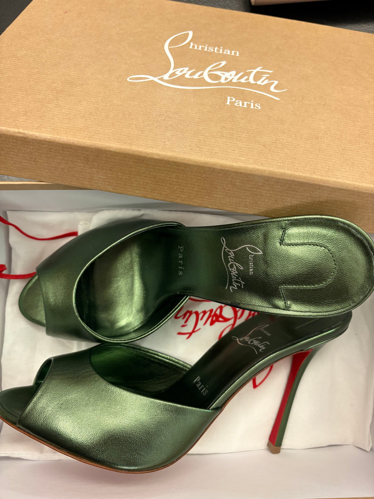 CHRISTIAN LOUBOUTIN Me Dolly Metallic Mules Size 40,5