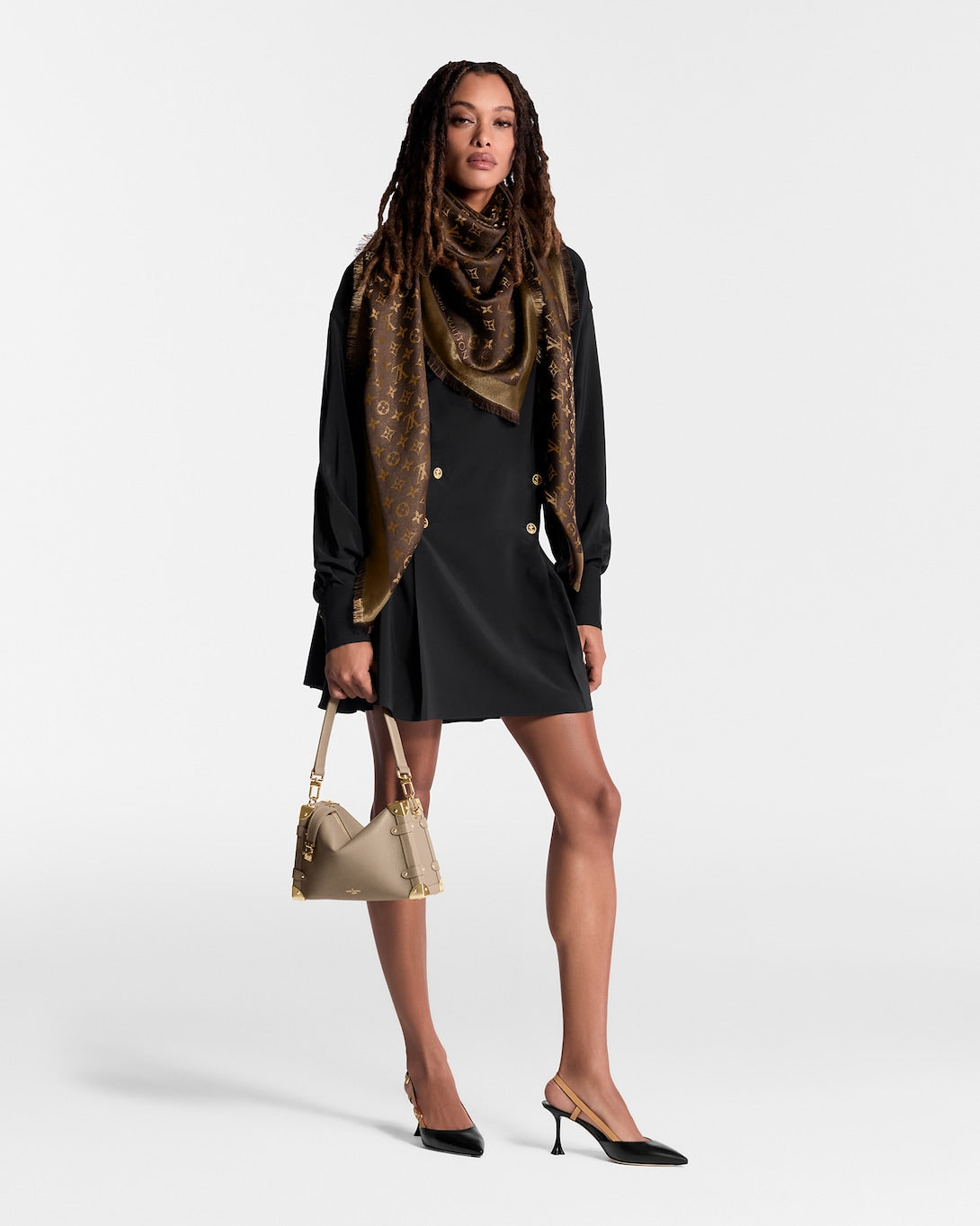 LOUIS VUITTON Monogram Shine Shawl
