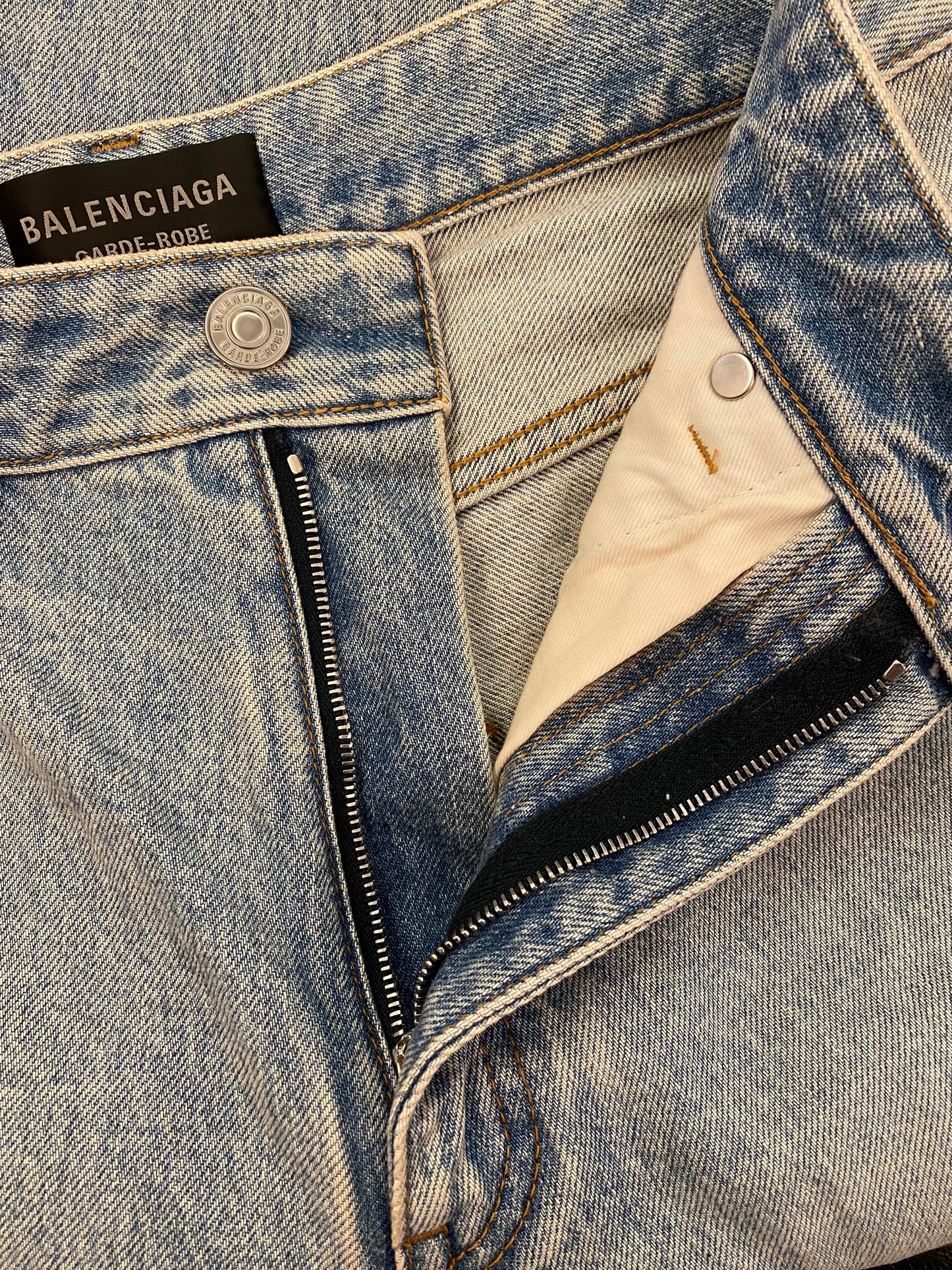 BALENCIAGA Denim Flared Jeans Size 25