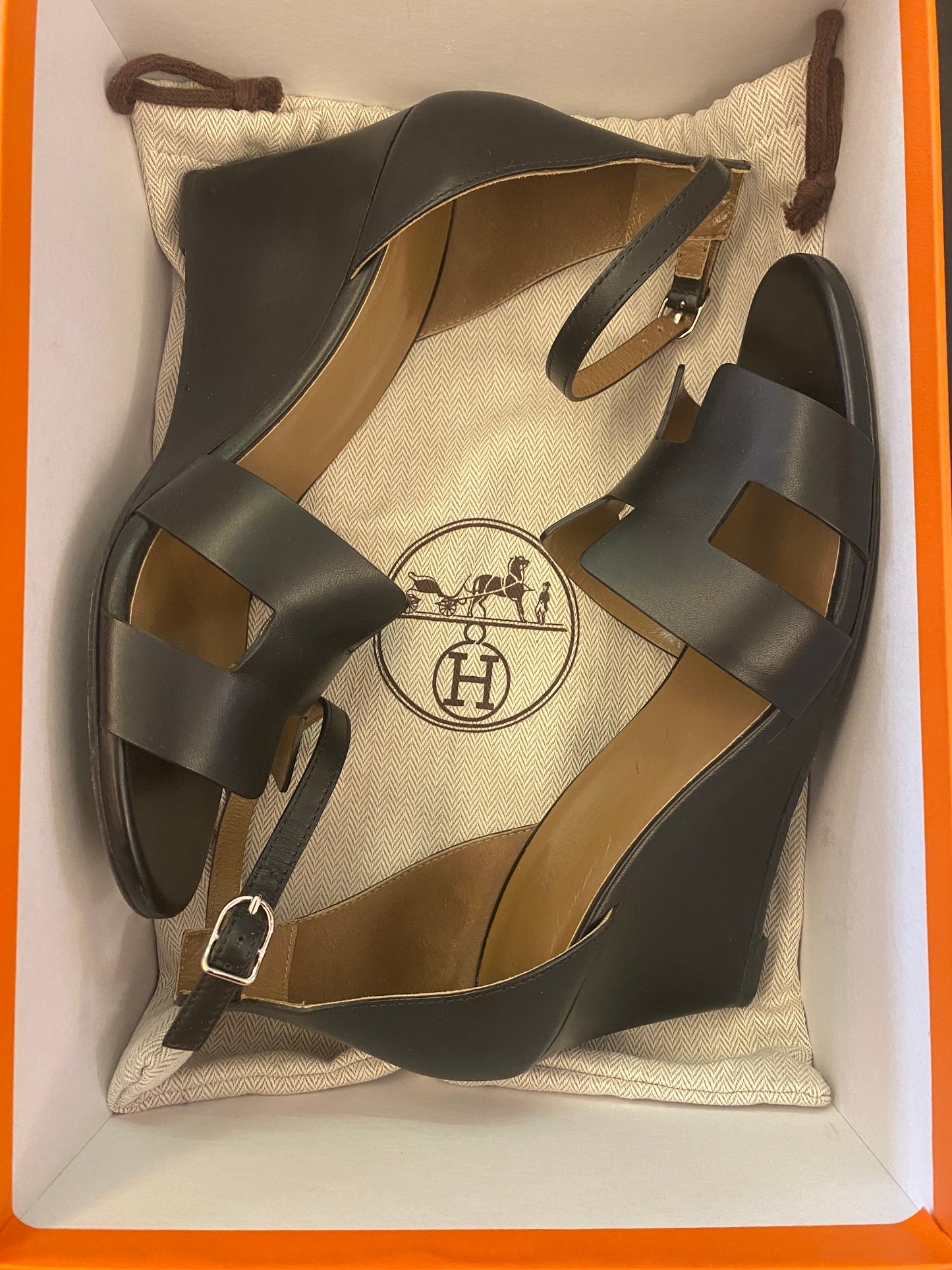 HERMÈS Legend Sandal Size 38