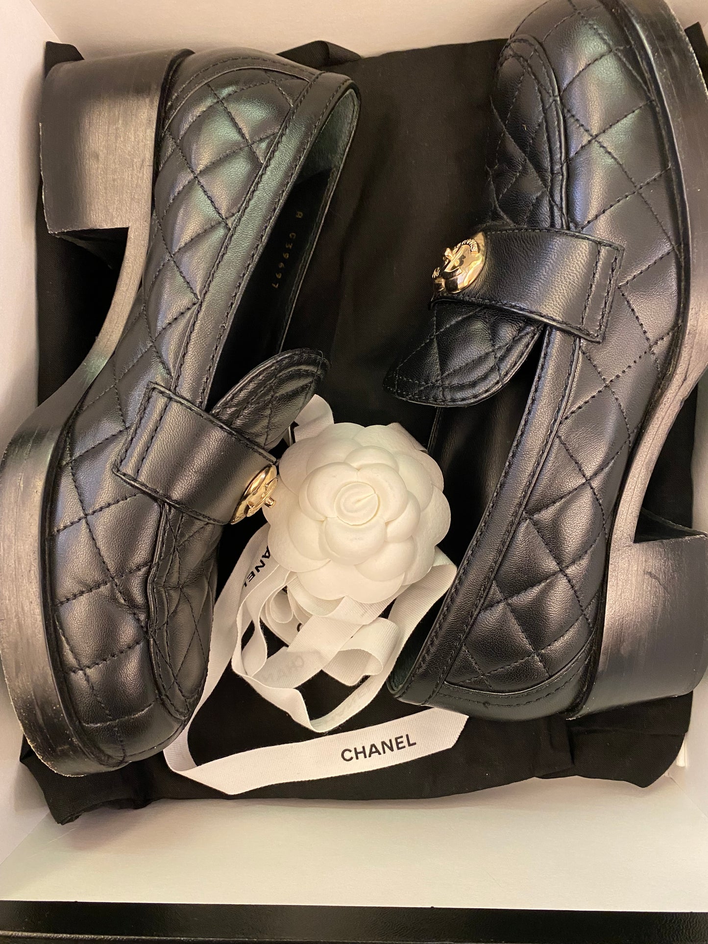 CHANEL Black Quilted Lambskin CC Heart Loafers Size 38