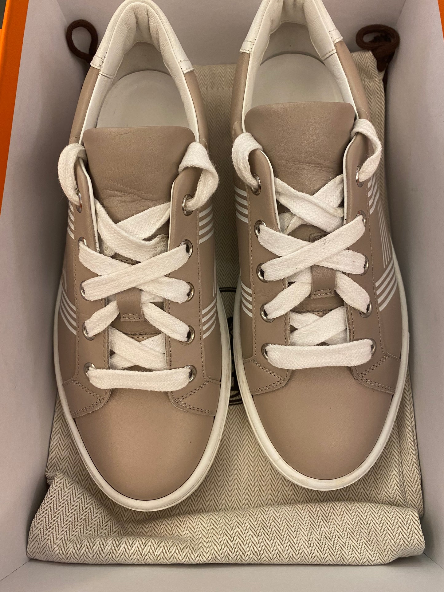 HERMÈS Advantage Sneakers Beige Rose Size 36,5