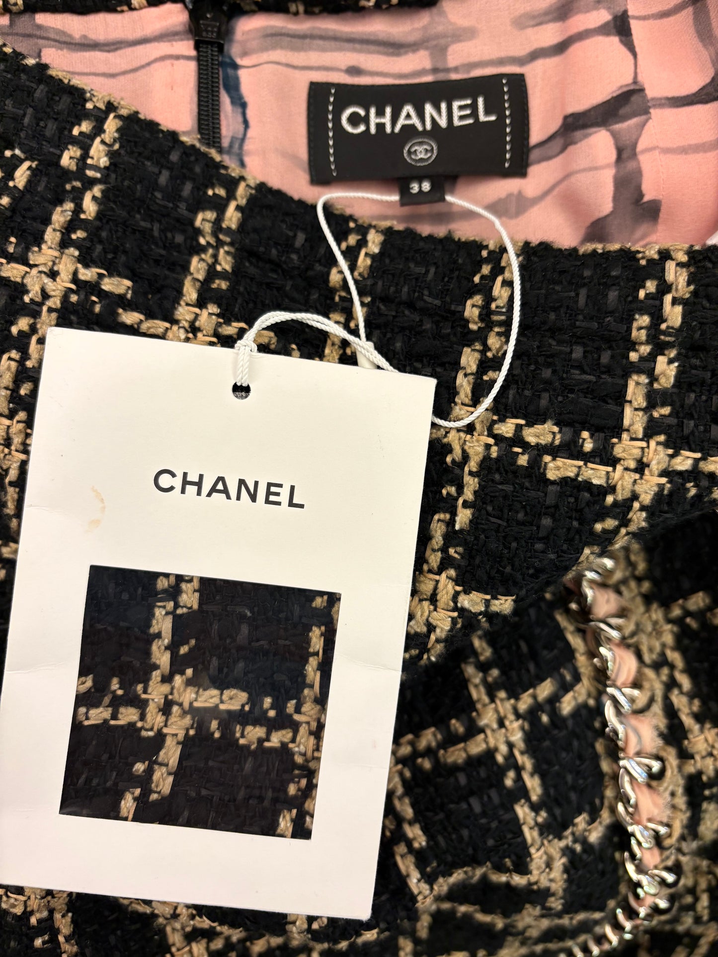 CHANEL Runway 21S Black & Beige Skirt Suit Size Fr 38
