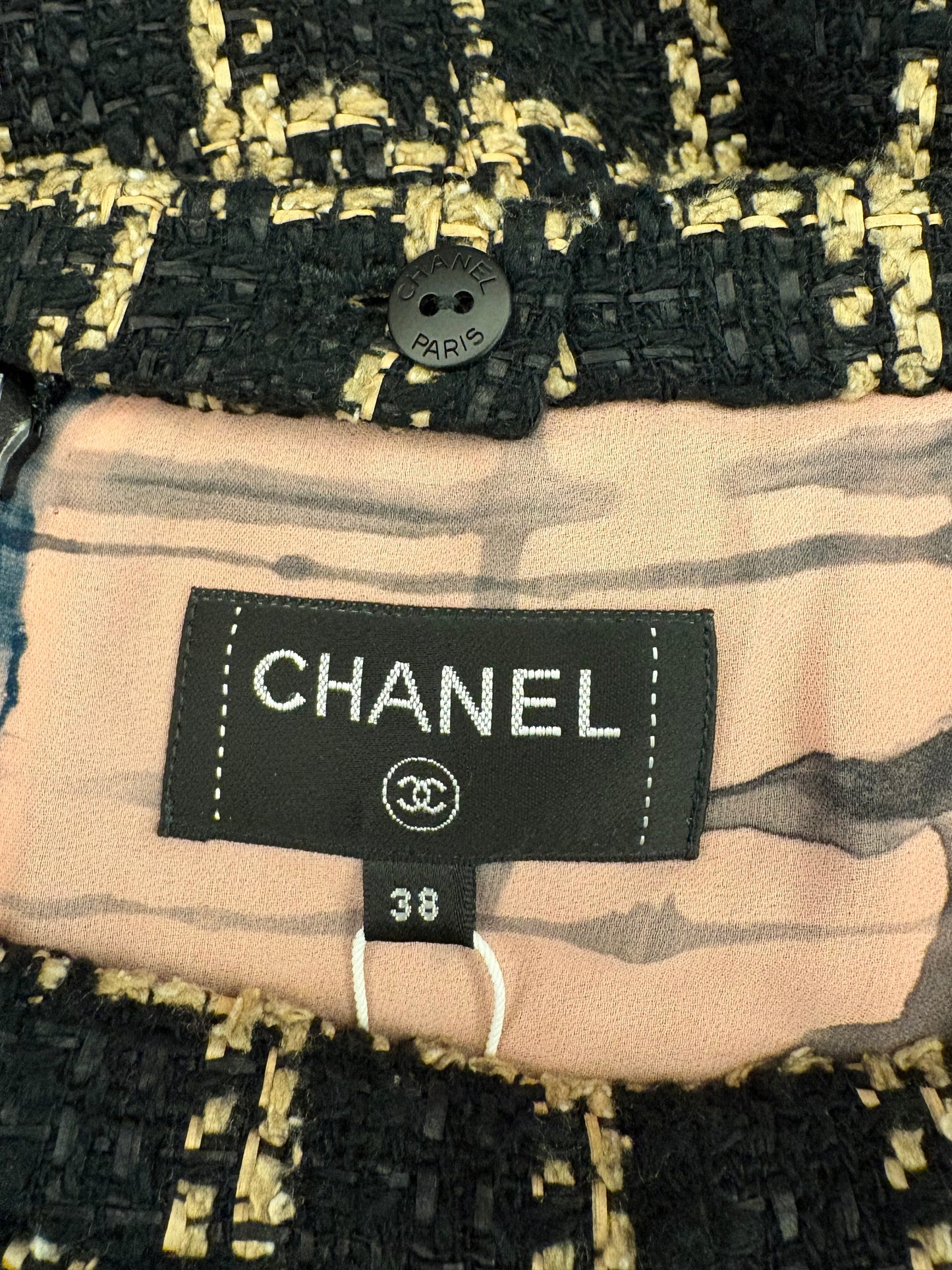 CHANEL Runway 21S Black & Beige Skirt Suit Size Fr 38