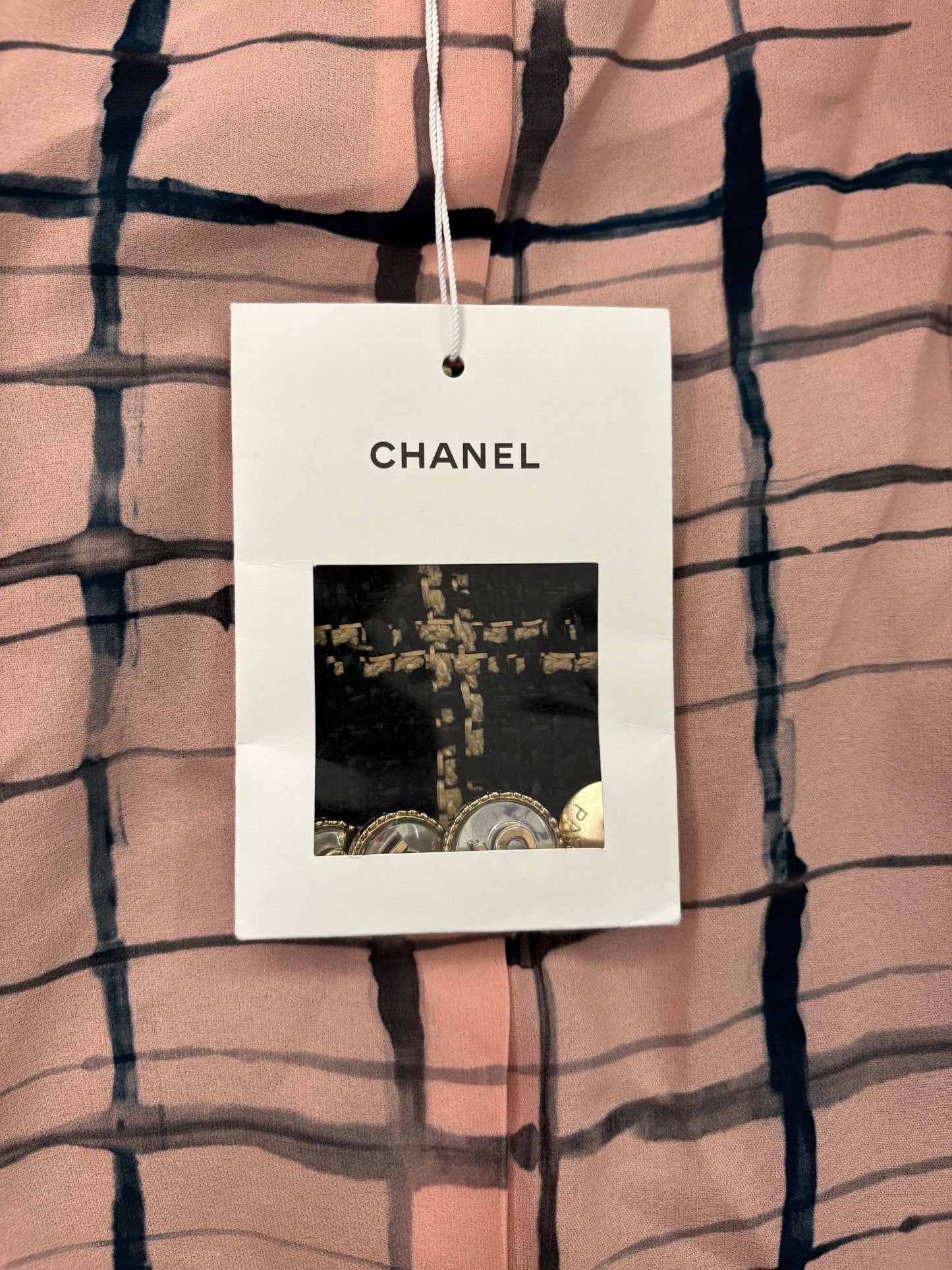 CHANEL Runway 21S Black & Beige Skirt Suit Size Fr 38