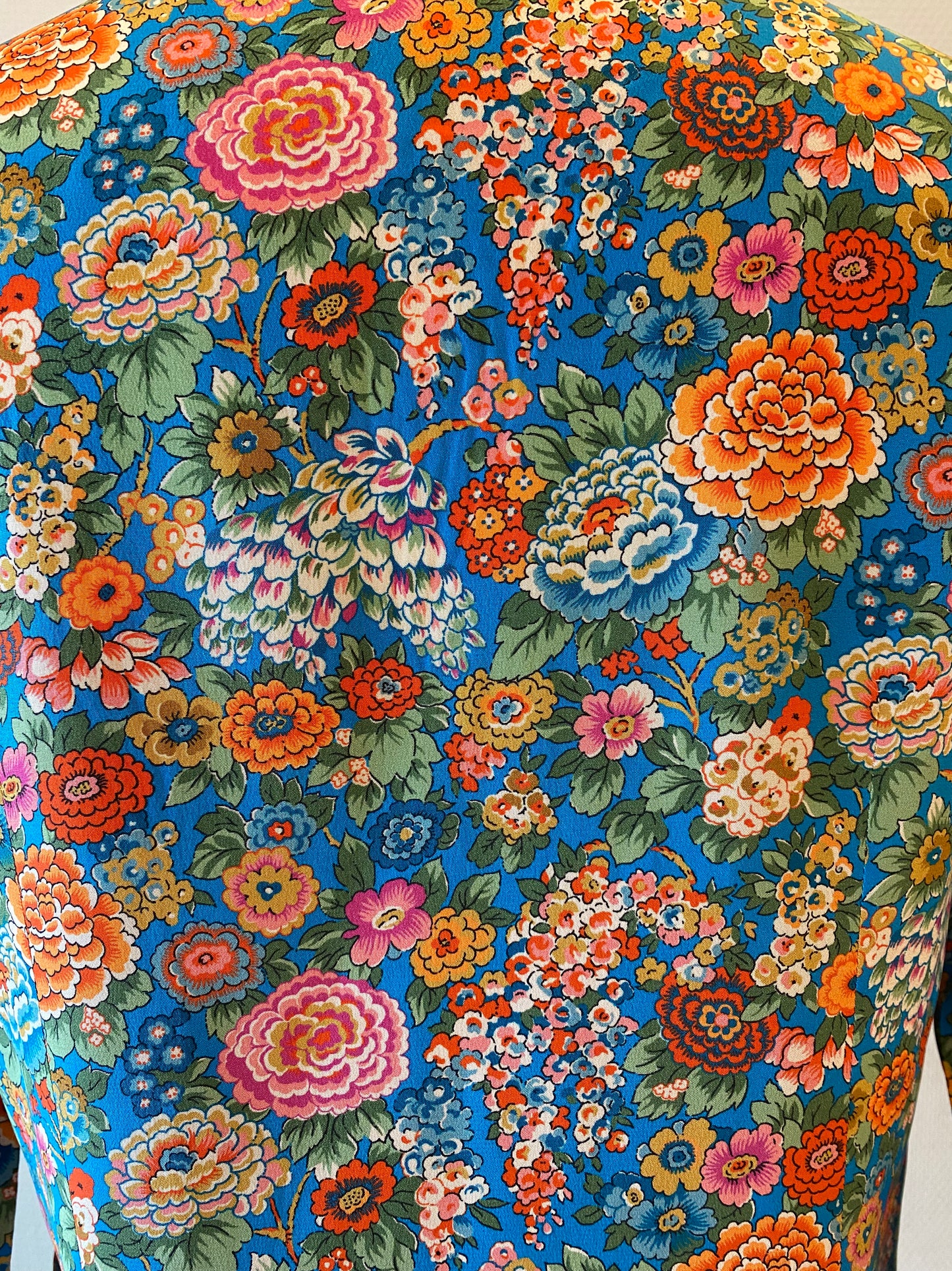 LA VESTE Floral Print Silk Blouse Size M