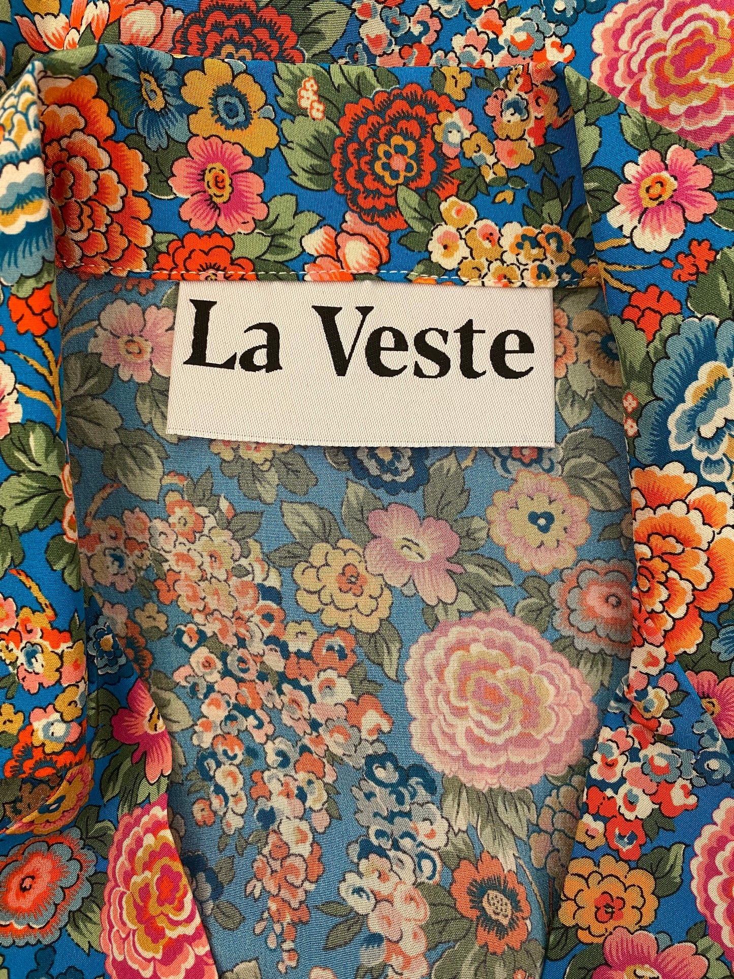 LA VESTE Floral Print Silk Blouse Size M