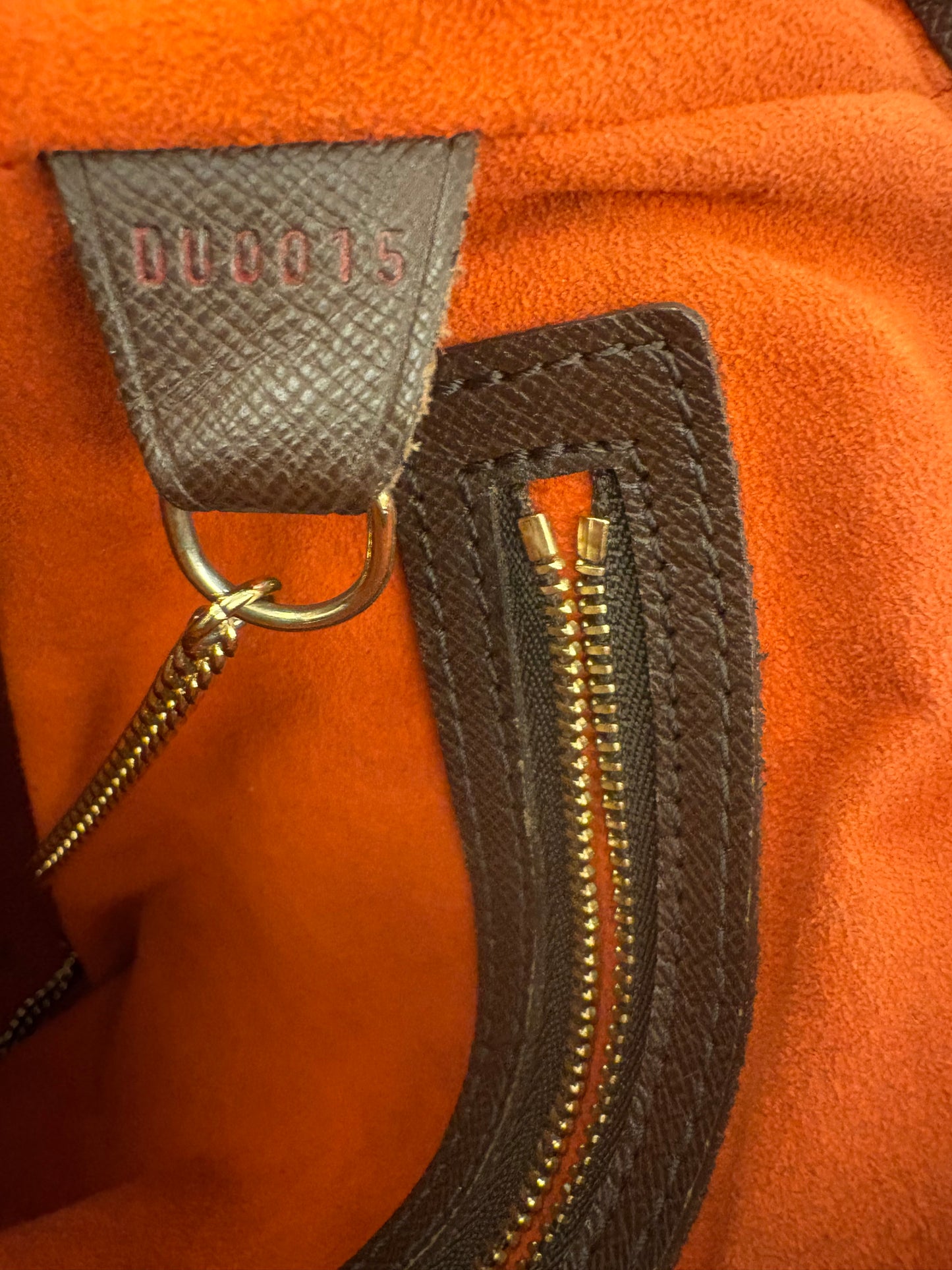 LOUIS VUITTON Damier Ebene Marais Bucket Bag