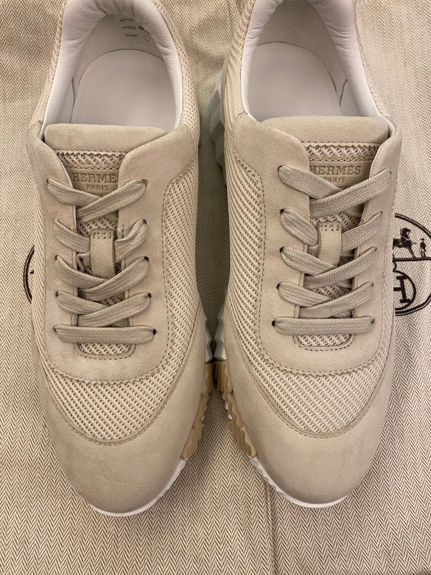 HERMÈS Bouncing Sneakers Size 39