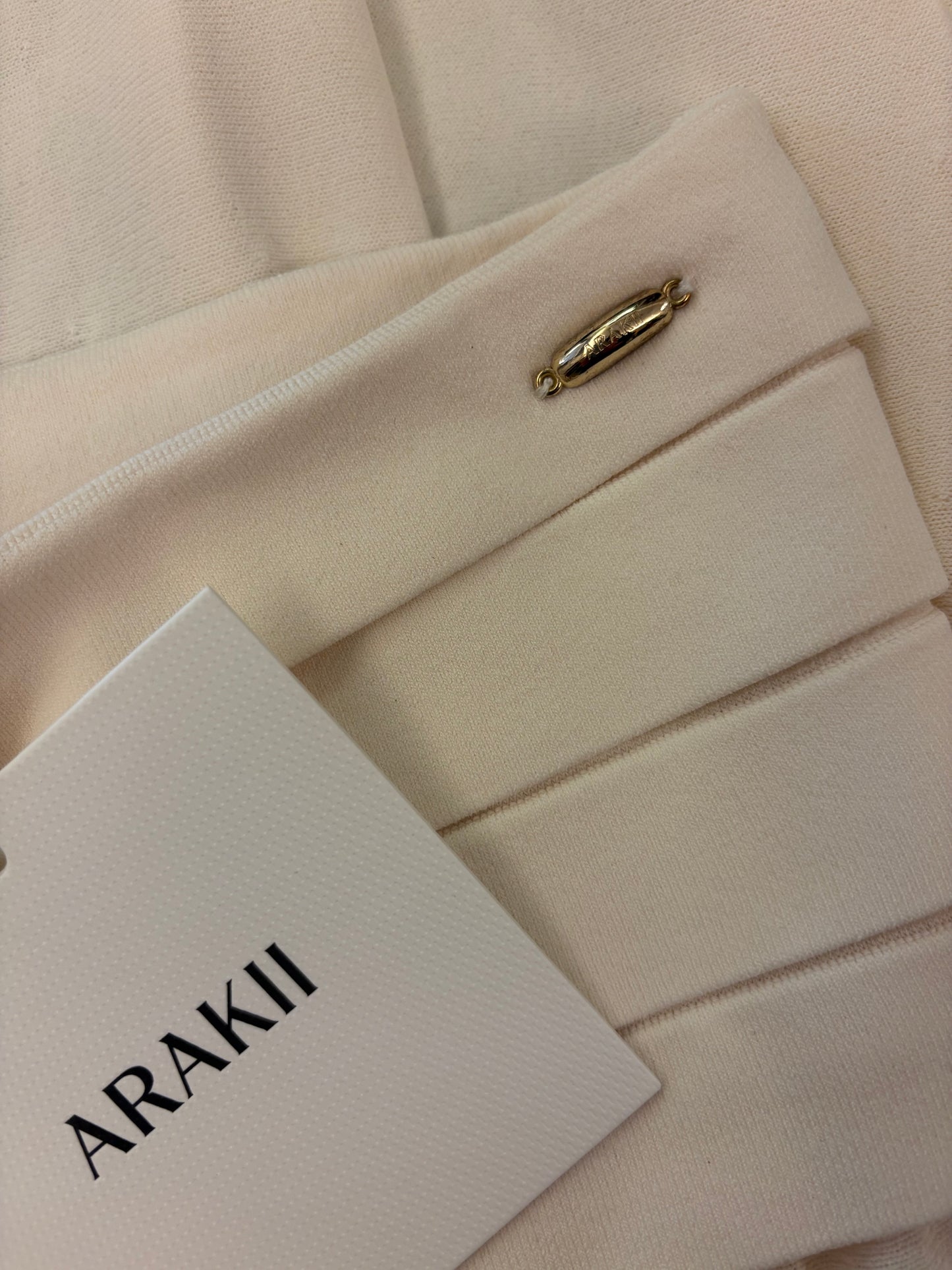 ARAKII Pleated Waist Skirt - Off-White Size S