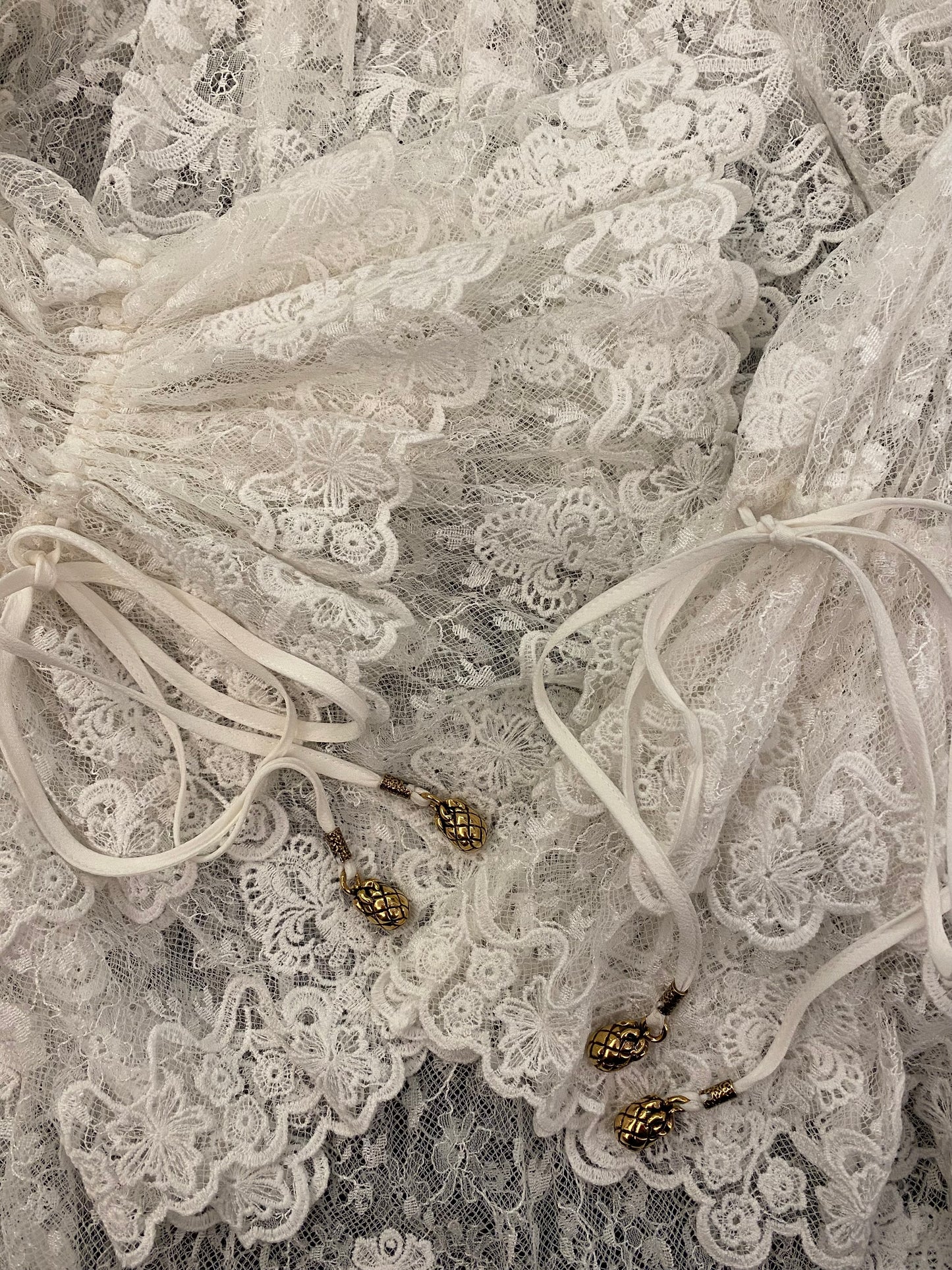 CHLOE Floral Lace Embroidered Blouse Size S