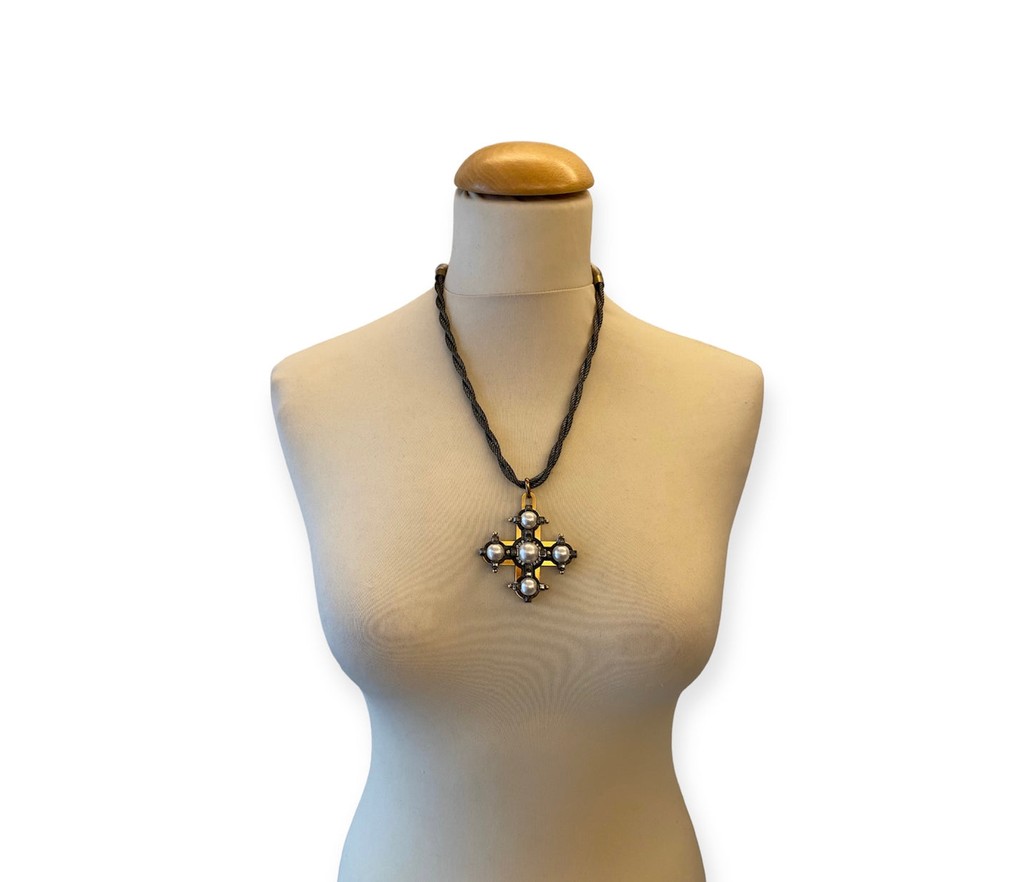 LANVIN Cross Pearls Necklace