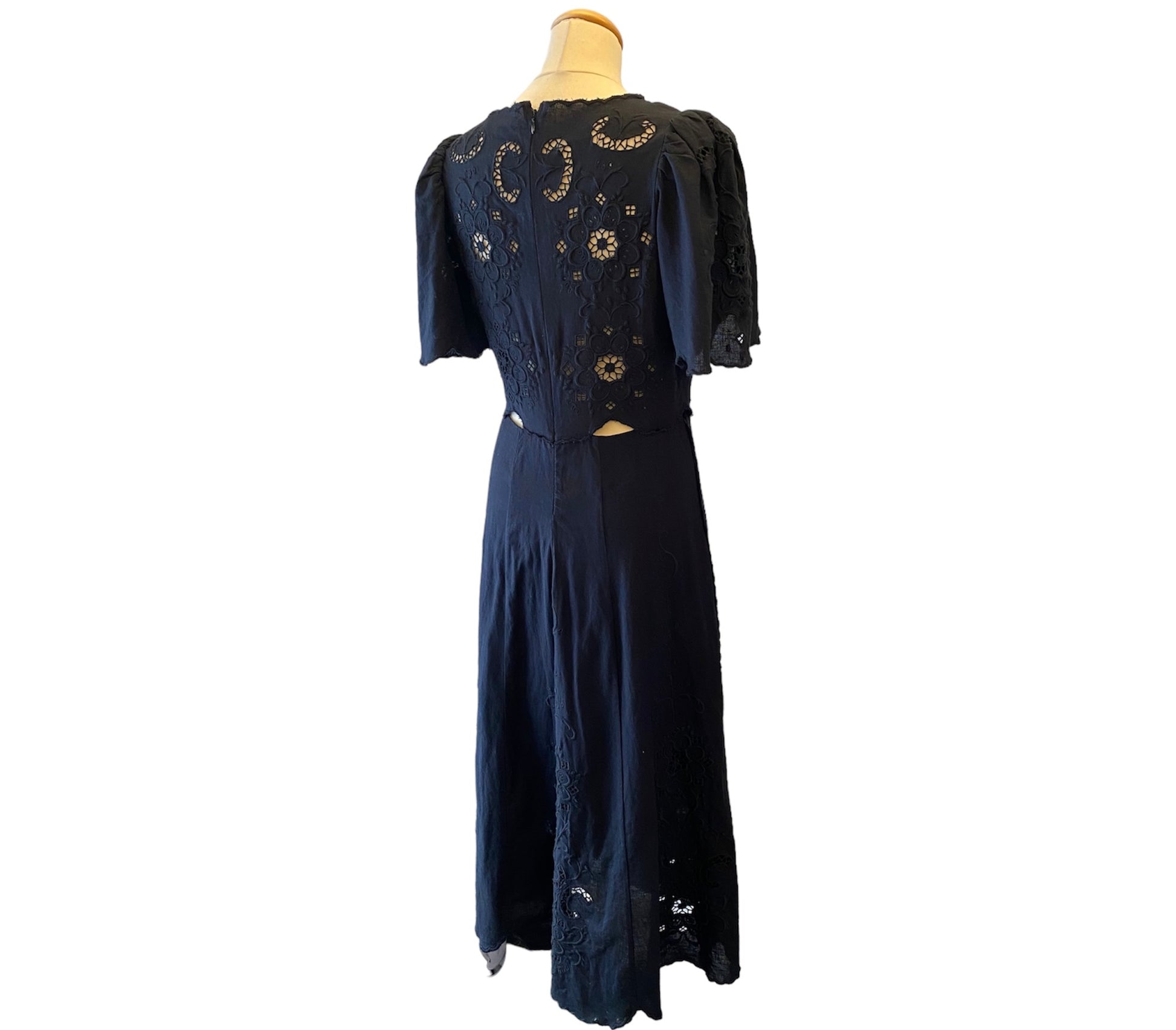 SEA NEW YORK Kiara Midi Dress Size 2/S Boutique Finest SEA NEW YORK Kiara Midi Dress Size 2/S Boutique Finest