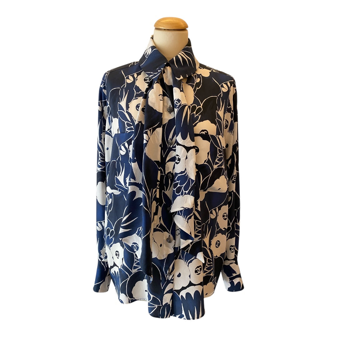 CHANEL 22B Camellia Pattern Blouse Size 40