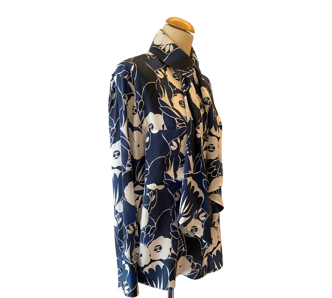 CHANEL 22B Camellia Pattern Blouse Size 40