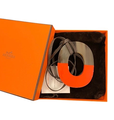 HERMÈS Buffalo Horn ‘Isthme’ Pedant Necklace
