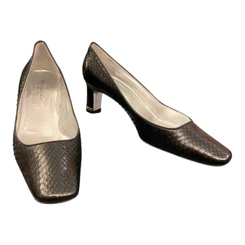 DOLCE & GABBANA Black Exotic Leather Pumps Size 39