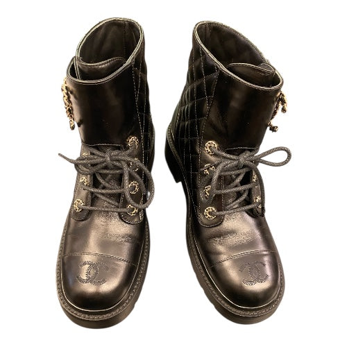 CHANEL Leather CC Chain Link Logo Boots Size 38,5