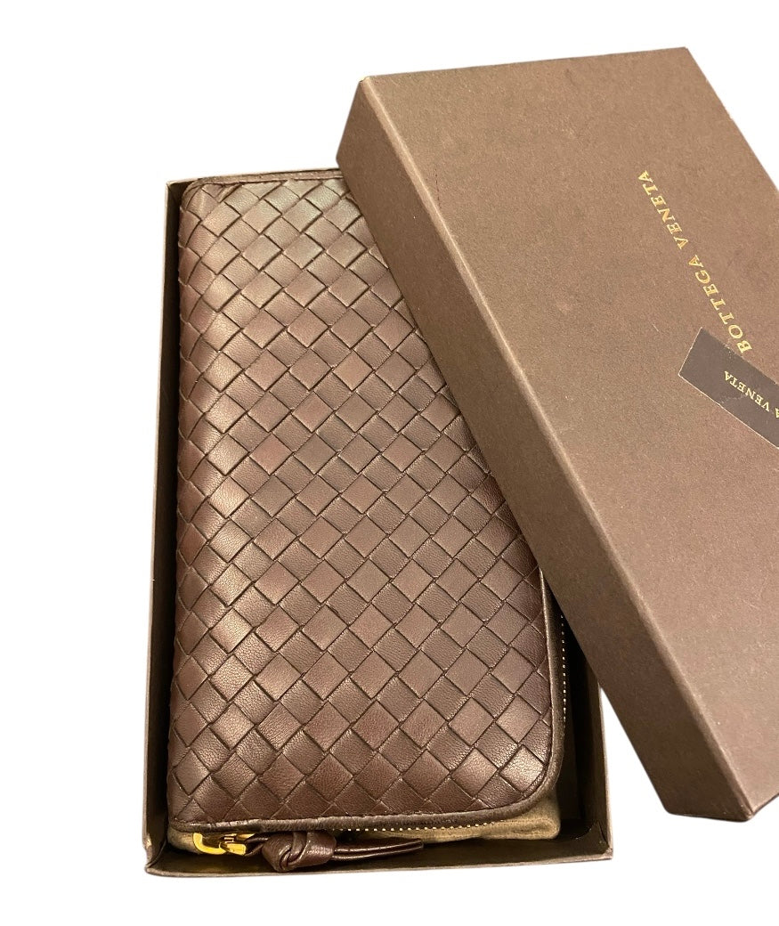 BOTTEGA VENETA Intrecciato Zip-around Leather Wallet
