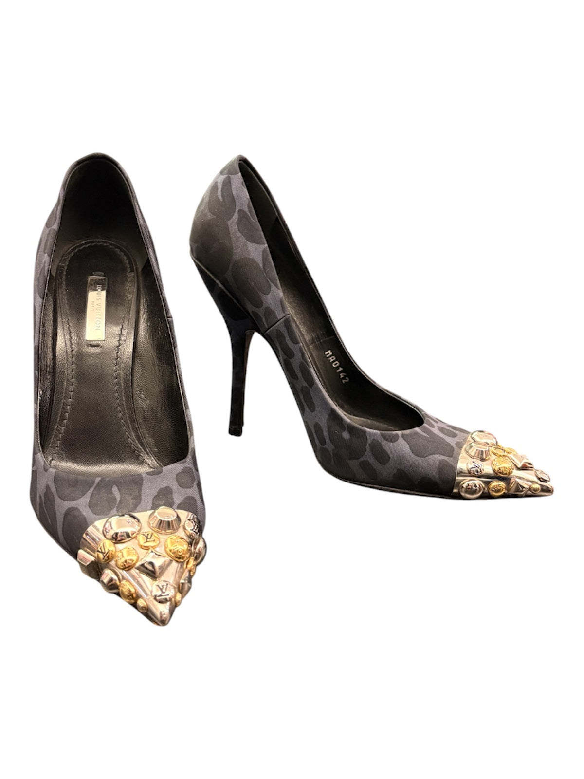 LOUIS VUITTON Leopard Print Studded Pointed Toe Pumps Size 39