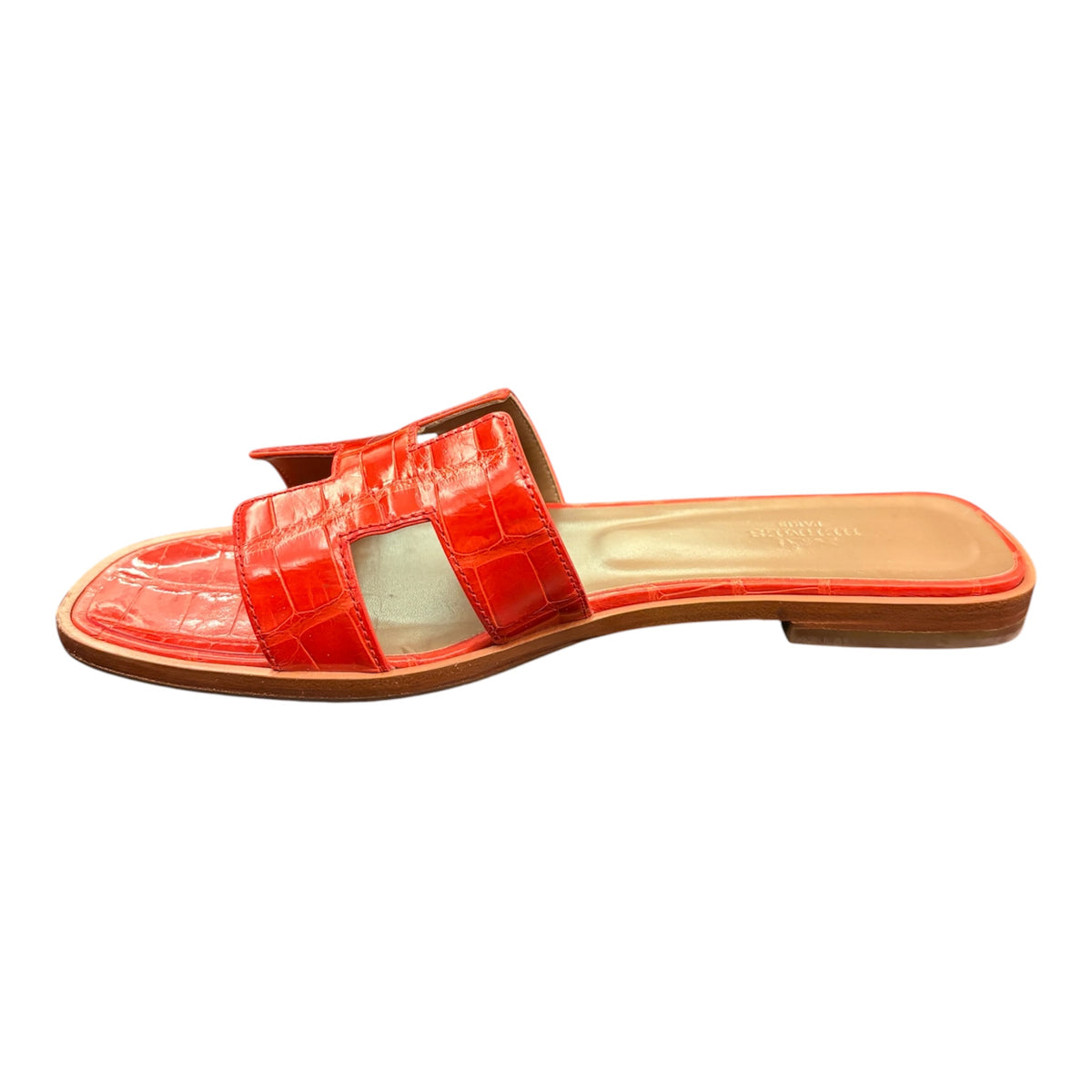 HERMÈS Oran Sandals in Matte Alligator - Orange Size 38,5