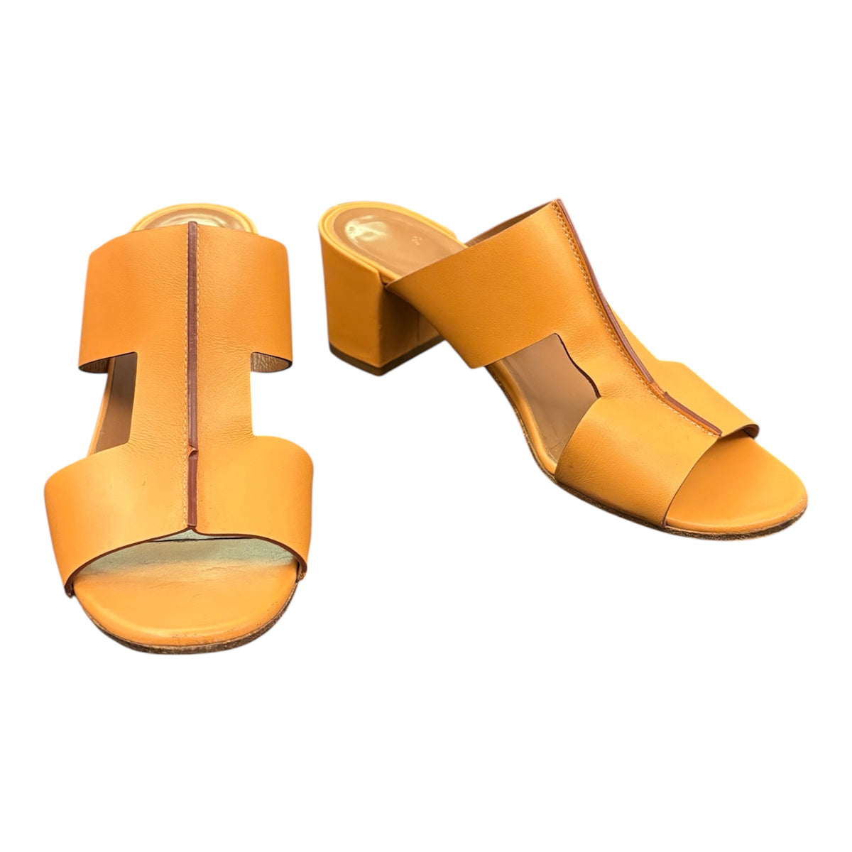 HERMÈS Ostia Leather Heeled Sandals Size 39