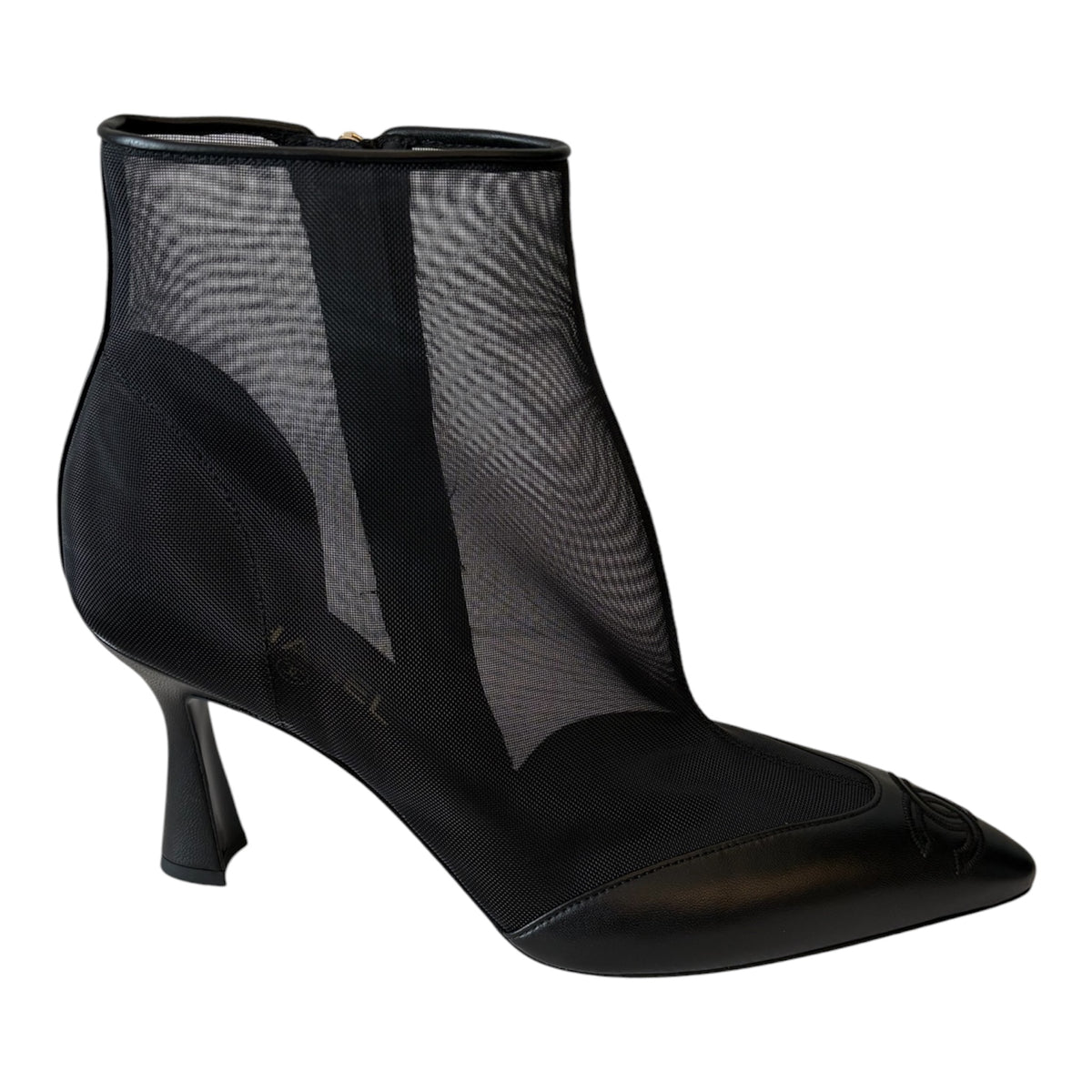 CHANEL (Brand New-2026) Black Mesh & Lambskin CC Logo Cap Toe Ankle Boots Size 40